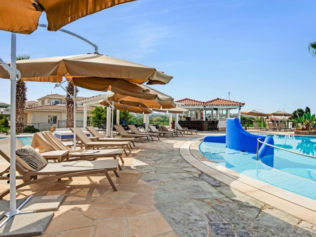 Wellclub - Wellness Family Experience Hotel Paphos Kültér fotó