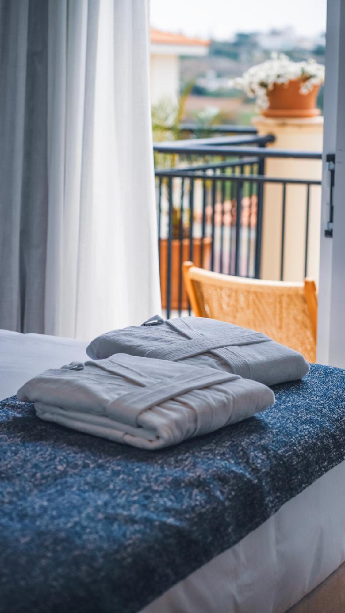 Wellclub - Wellness Family Experience Hotel Paphos Kültér fotó